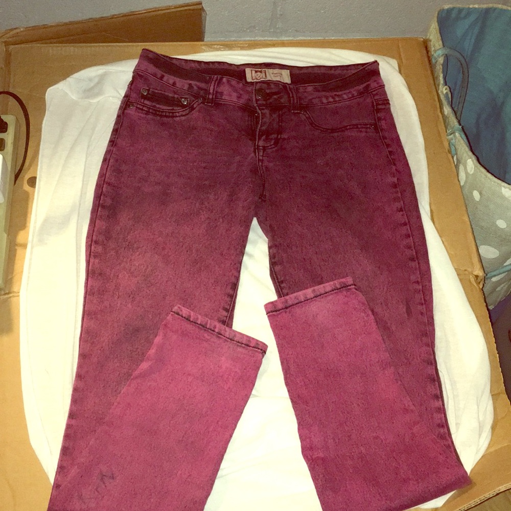 BRAND NAME. LEI juniors Size 7